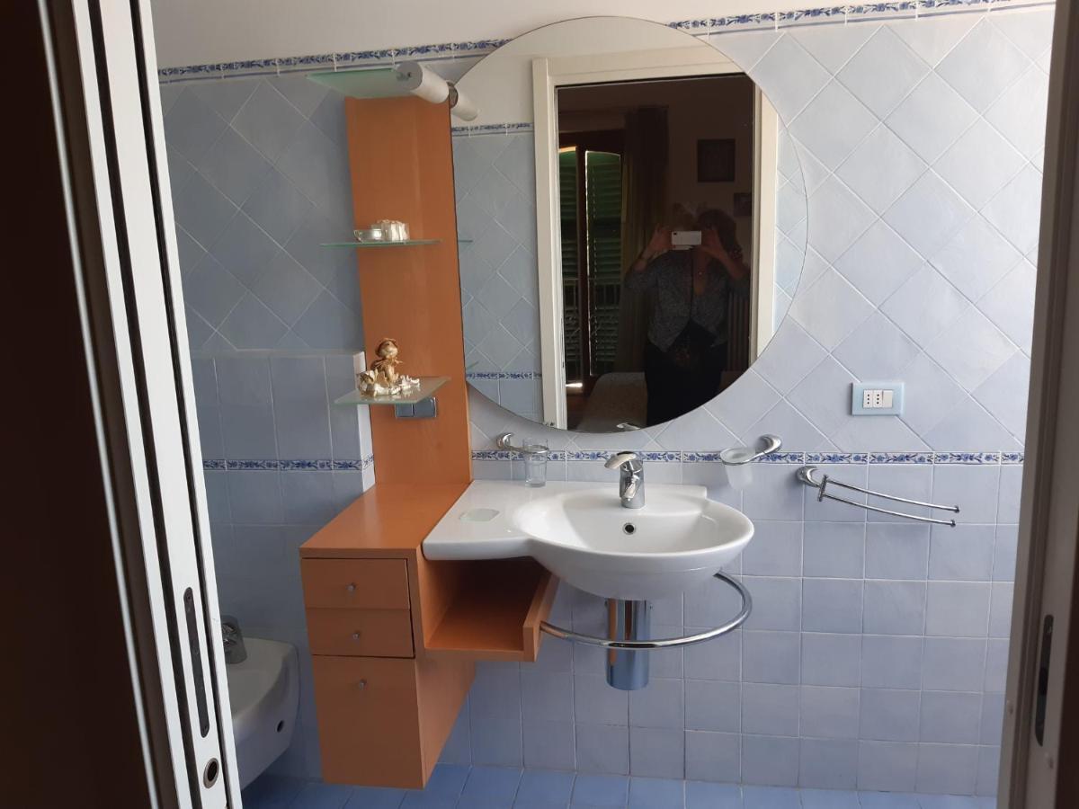 La Casa Sul Golfo Bed & Breakfast Анкона Екстериор снимка